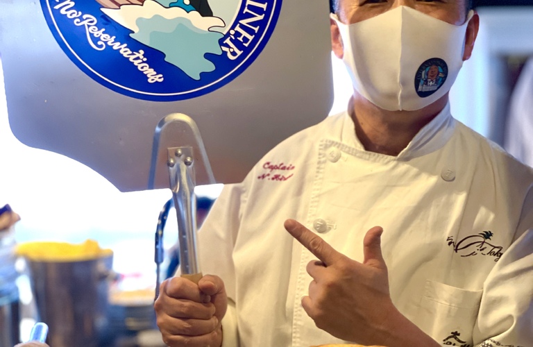 人形町でピザが食べられるバー・ノーリザベーションズ